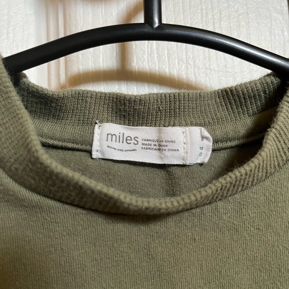 Miles Baby Basics T - Picture 2 of 2